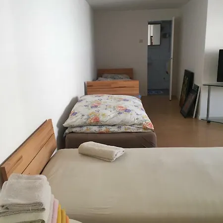 Διαμέρισμα Monteurezimmer *